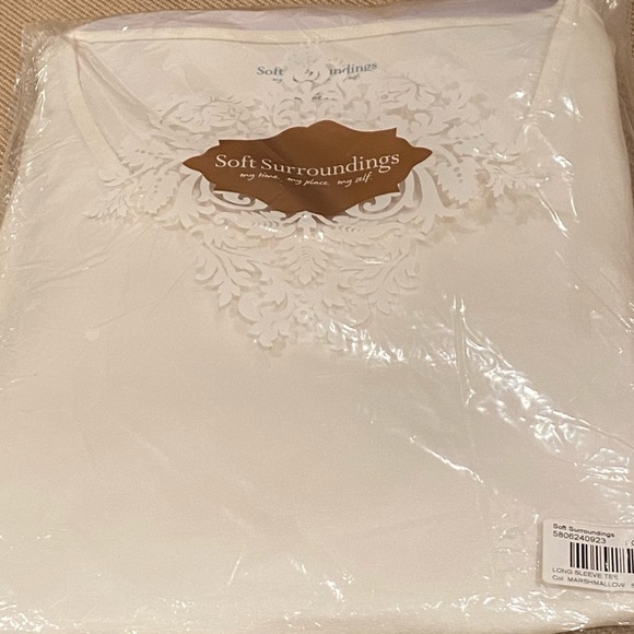 Soft Surroundings LONG SLEEVE TEE…Color Marshmallow Size 2X…BNWOT - Picture 3 of 4